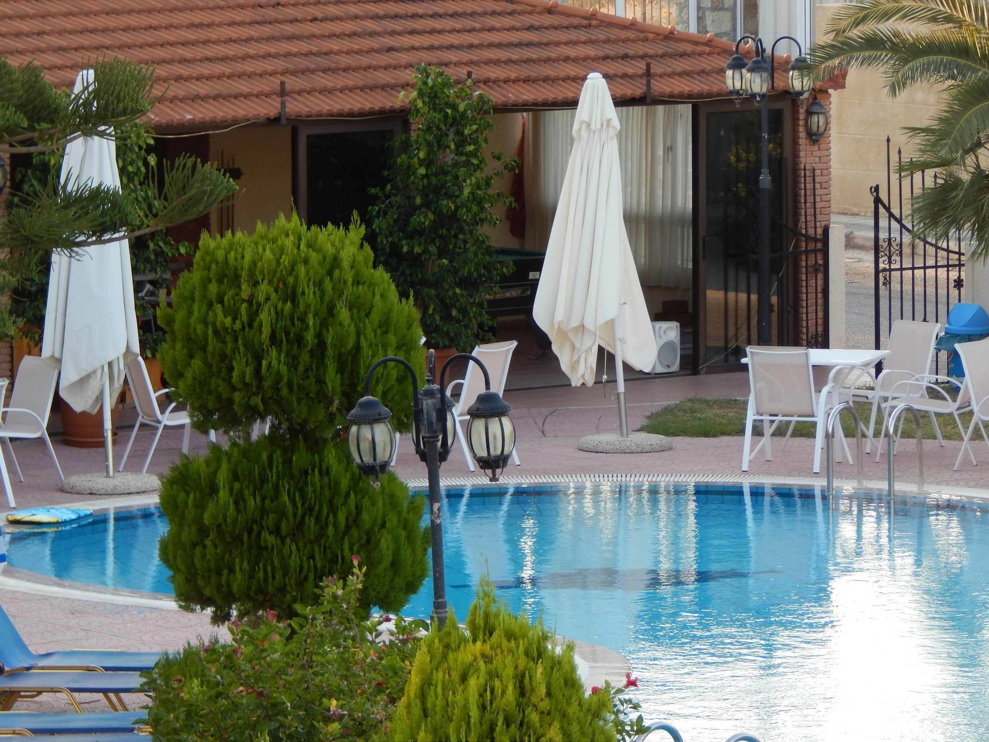 Lyristis Dinos Studios & Apartments Faliraki Dış mekan fotoğraf