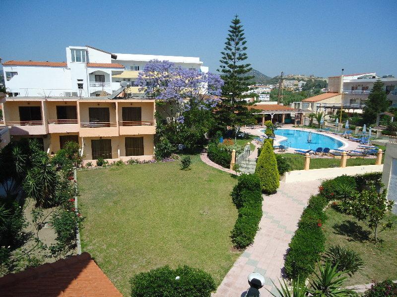Lyristis Dinos Studios & Apartments Faliraki Dış mekan fotoğraf